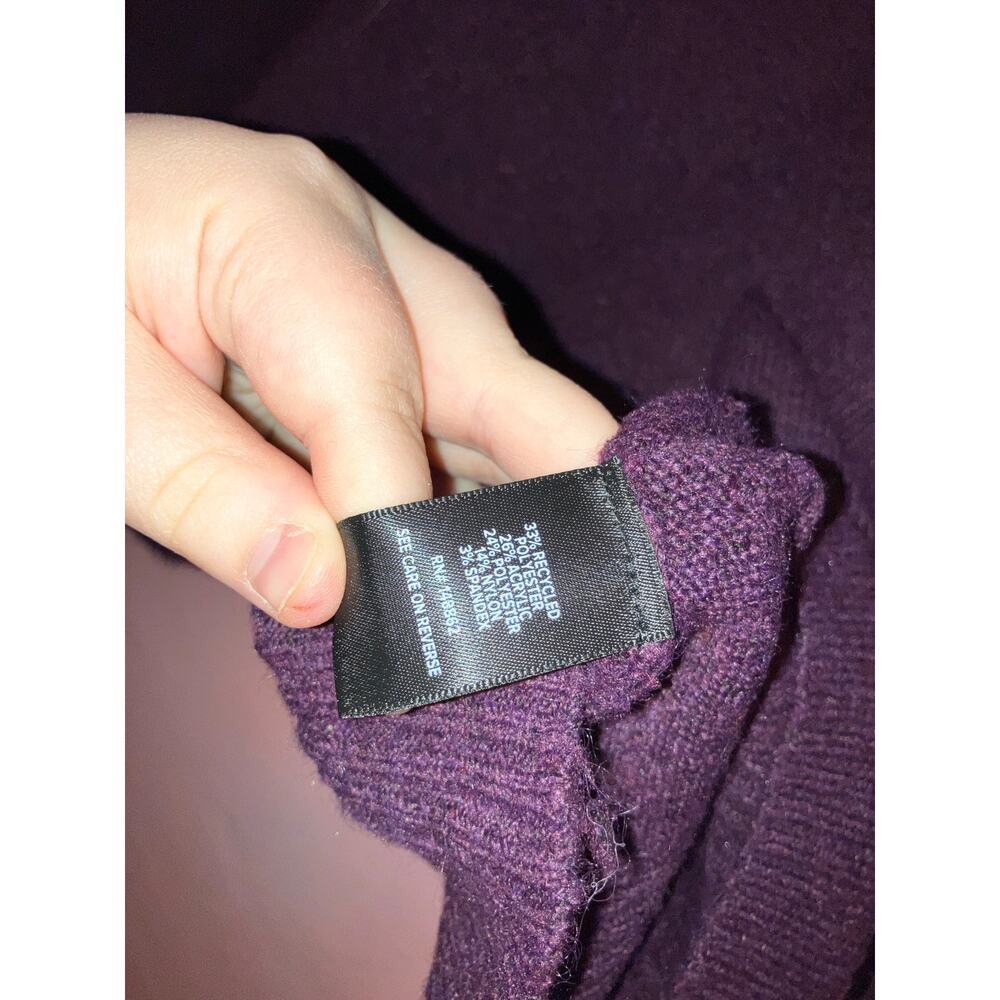 NWT Torrid Vegan Cashmere V-neck Pullover Sweater Potent Purple Size 4X - Picture 7 of 7